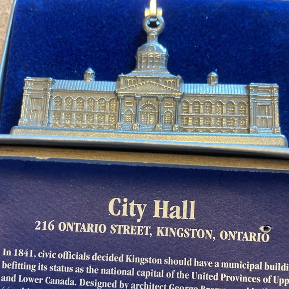 Kingston City Hall Enamel Pin - Blue and Silver - Picture 6 of 6